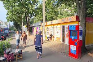 комерційна за адресою Гвардійців-Широнінців вул., 33