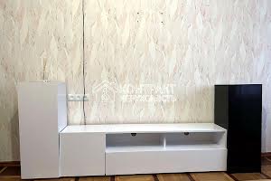квартира за адресою Старицького вул., 8