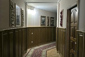 комерційна за адресою Червоної Калини просп., 79