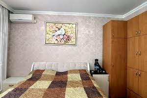 квартира за адресою Рельєфна вул., 8