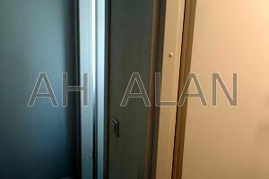 комерційна за адресою Варязький пров., 4-В
