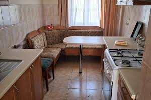 дом по адресу Комарно, Щирецька, 48