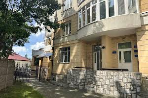 комерційна за адресою Генерала Миколи Юнаківа вул., 9б
