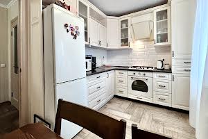 квартира за адресою Степана Бандери вул. (Попова), 31-Б