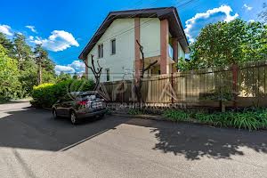 коммерческая по адресу Віта-поштова, 12