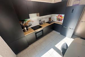 квартира за адресою Михайла Грушевського вул., 30б