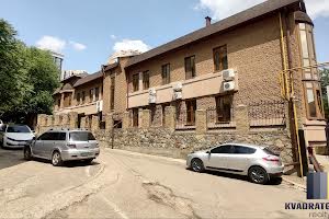 коммерческая по адресу Григорія Маркевича ул. (Обручева), 17