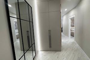 квартира за адресою Краснова вул., 3