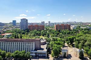 комерційна за адресою Дмитра Яворницького просп. (Карла Маркса), 72-Б