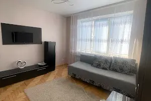 квартира за адресою Протасевича вул., 8