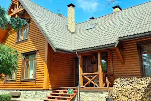 дом по адресу Набережна
