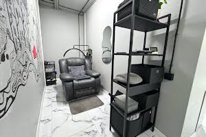 комерційна за адресою Генуезька вул., 3б