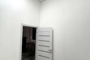 комерційна за адресою Дмитра Яворницького просп. (Карла Маркса), 111А
