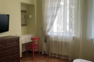дом по адресу 1-й Хрустальный пер., 6