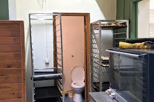 комерційна за адресою Пантелеймонівська вул., 101