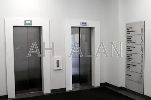 комерційна за адресою Спаська вул., 5