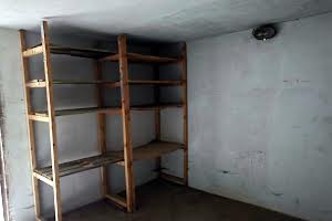 комерційна за адресою Київ, Крайня вул., 15