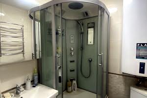 квартира за адресою Зарічанська вул., 32