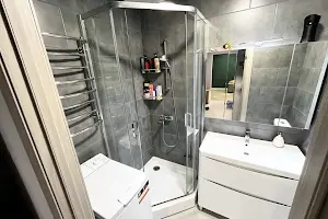 квартира за адресою Юрія Кондратюка вул. (Комунарівська), 1
