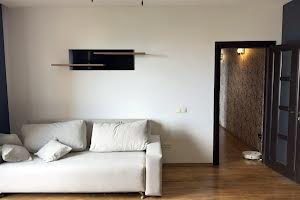 квартира за адресою Залізнична вул., 7б