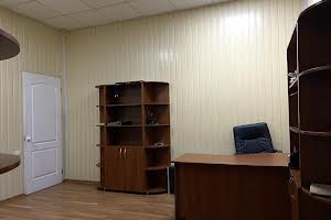 комерційна за адресою Дніпро, Мостова вул., 2-а