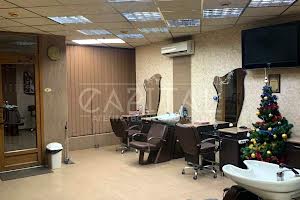 комерційна за адресою Празька вул., 31
