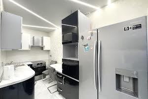 квартира за адресою Драгоманова вул., 8