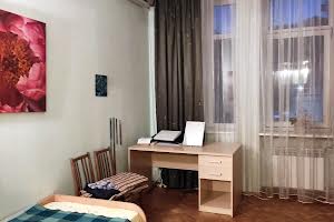 квартира за адресою Куликівський узвіз (Революції), 9