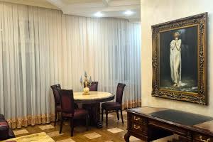 квартира по адресу Дмитрия Яворницкого просп. (Карла Маркса), 83