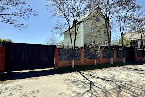 дом по адресу Озерна