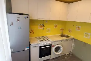 квартира за адресою Лахтинська вул., 11а