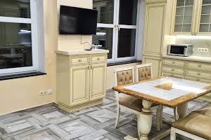 квартира за адресою Дмитра Яворницького просп. (Карла Маркса), 72