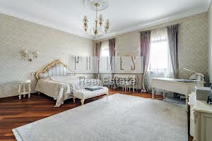 будинок за адресою с. Лісники, Родини Рубанів вул.