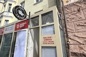 коммерческая по адресу Дмитрия Яворницкого просп. (Карла Маркса), 26
