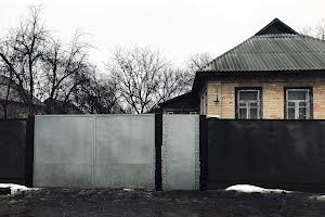 будинок за адресою Героїв України