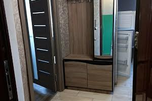 квартира за адресою Кам'янецька вул., 157