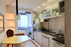 квартира за адресою Академіка Корольова вул., 81