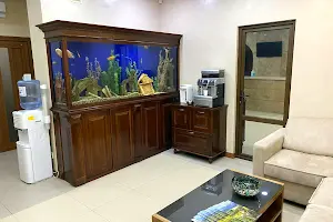 комерційна за адресою Щаслива вул., 50