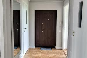 квартира за адресою Гетьмана Петра Дорошенка вул. (), 12