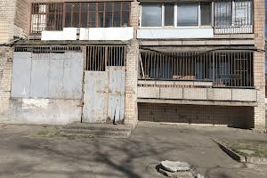 коммерческая по адресу Днепровское шоссе (Днепропетровское), 56
