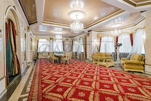 коммерческая по адресу Патріарха Володимира Романюка ул. (Жовтнева), 2Б