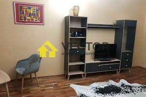 квартира за адресою Конституції вул., 4