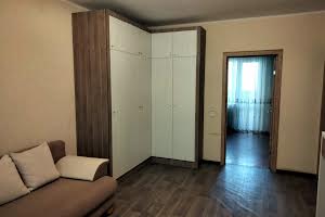 квартира за адресою 12-та Поздовжня вул., 3