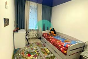 квартира за адресою Гната Хоткевича вул., 77