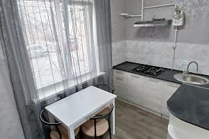 квартира по адресу Лазурная ул., 18а