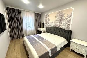 квартира за адресою Авраама Лінкольна вул., 6а