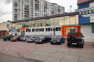 комерційна за адресою Березняківська вул., 28