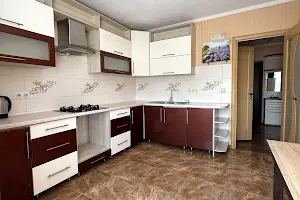 квартира за адресою Будівельників вул., 2