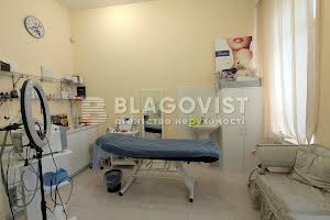 комерційна за адресою Січових Стрільців вул. (Артема), 42А
