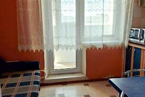 квартира за адресою Яни Червоної вул., 9